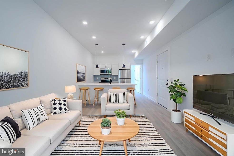 For Rent $1,900/month