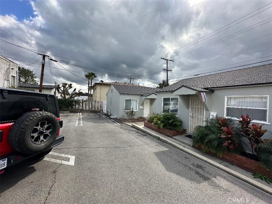 2950 Honolulu Ave unit G, Glendale, CA 91214 - photo 1