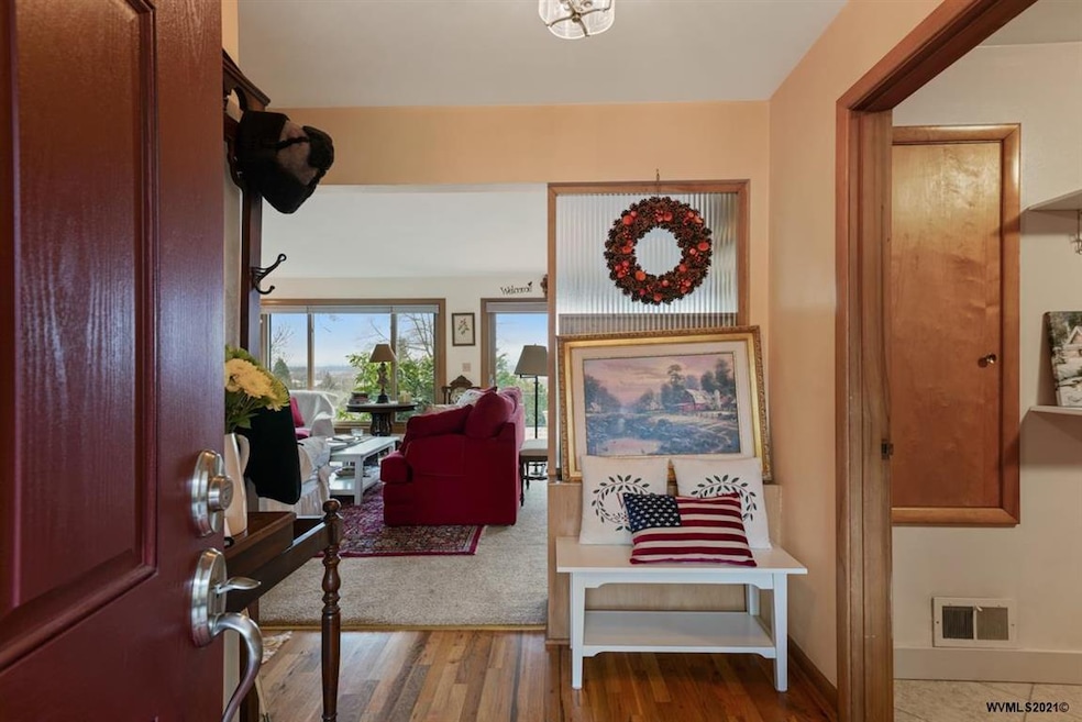 3568 13th St SE, Salem, OR 97302 - photo 1