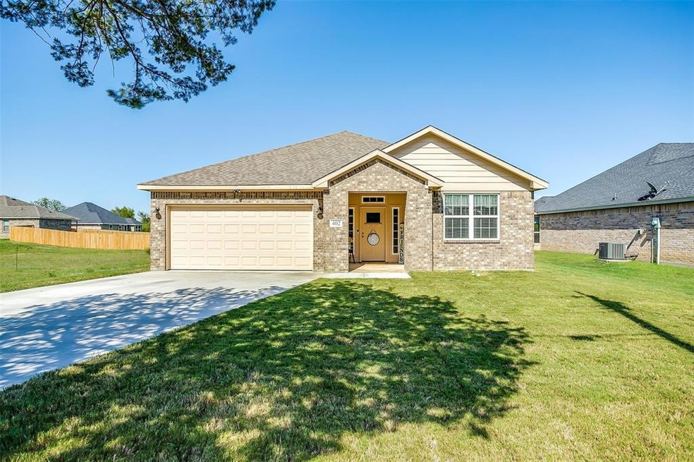 402 Blakney St, Cleburne, TX 76031 - photo 1