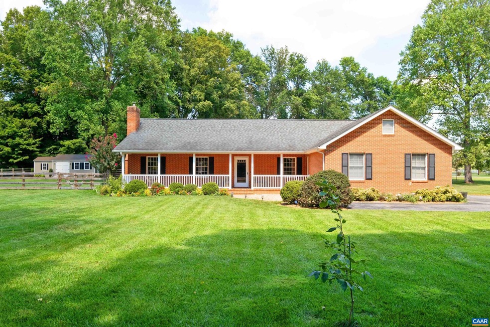 11 Quillen Ln, Waynesboro, VA 22980 - photo 1