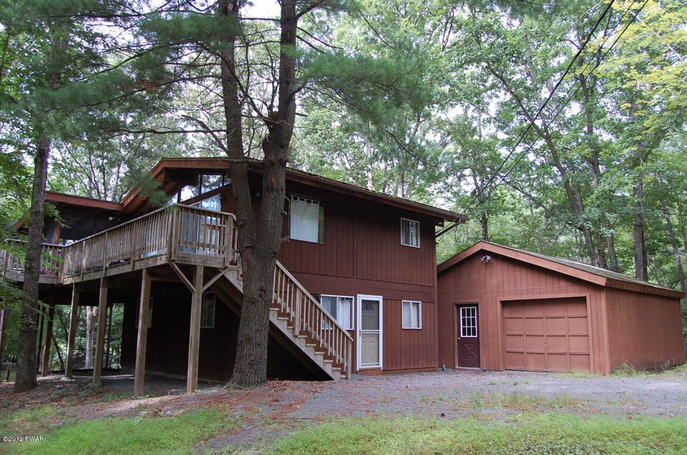 214 Basswood Dr, Hawley, PA 18428 - photo 1