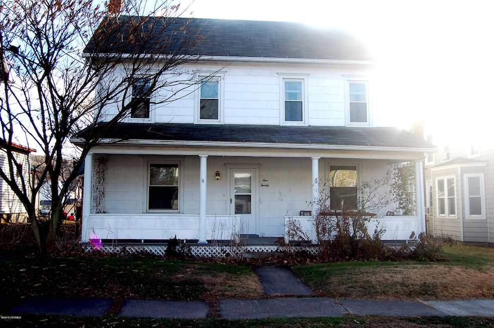520 E 4th St, Nescopeck, PA 18635 - photo 1