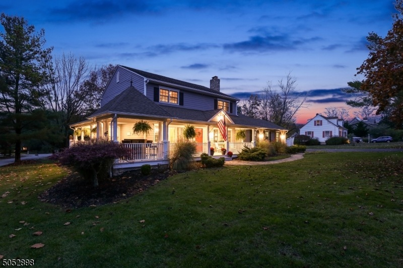 Sold $875,000 • Co-Listing Agent