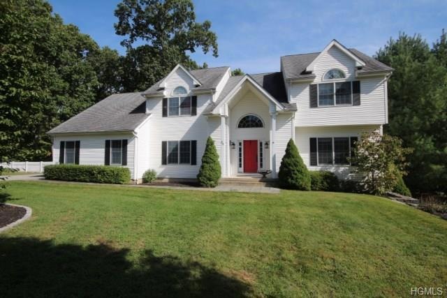 38 Waterview Dr, Ossining, NY 10562 - photo 1