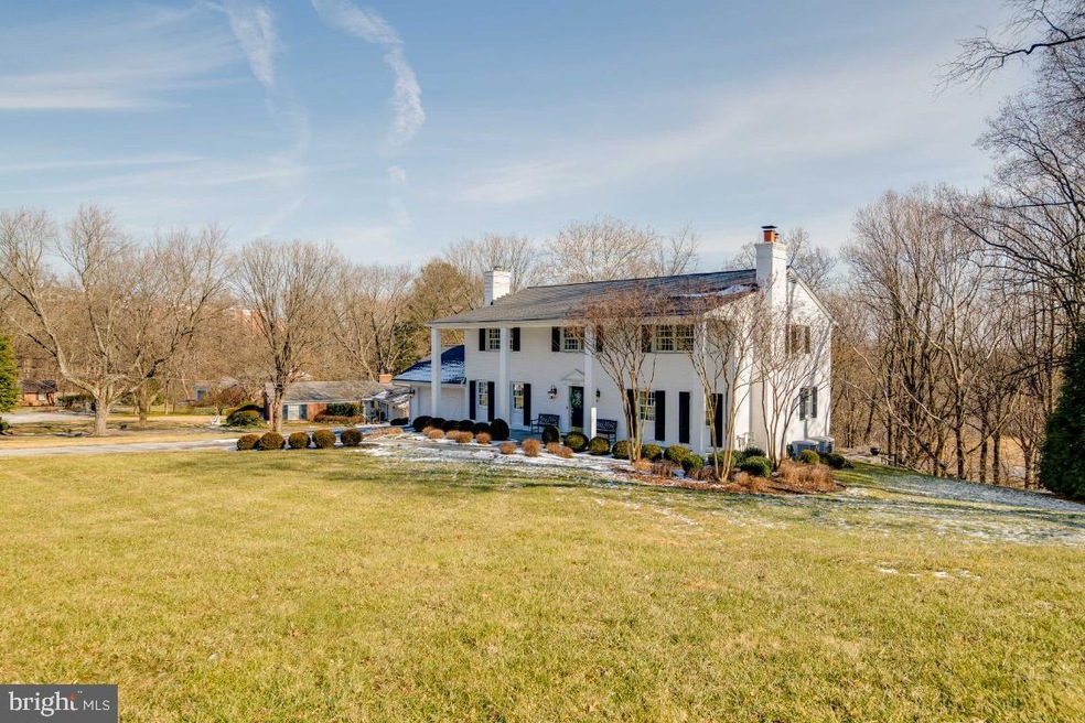 2407 Ravenview Rd, Lutherville Timonium, MD 21093 - photo 1