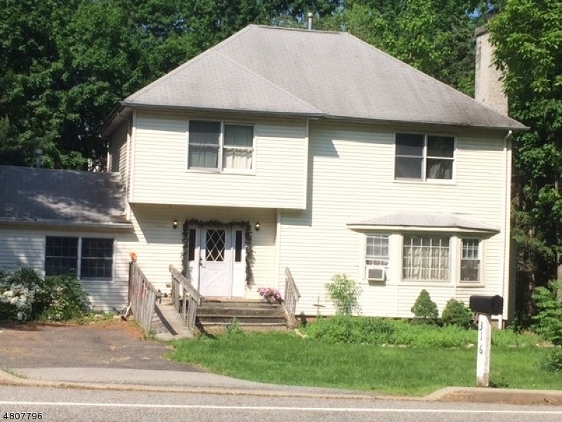 316 Forest Rd, Mahwah, NJ 07430 - photo 1