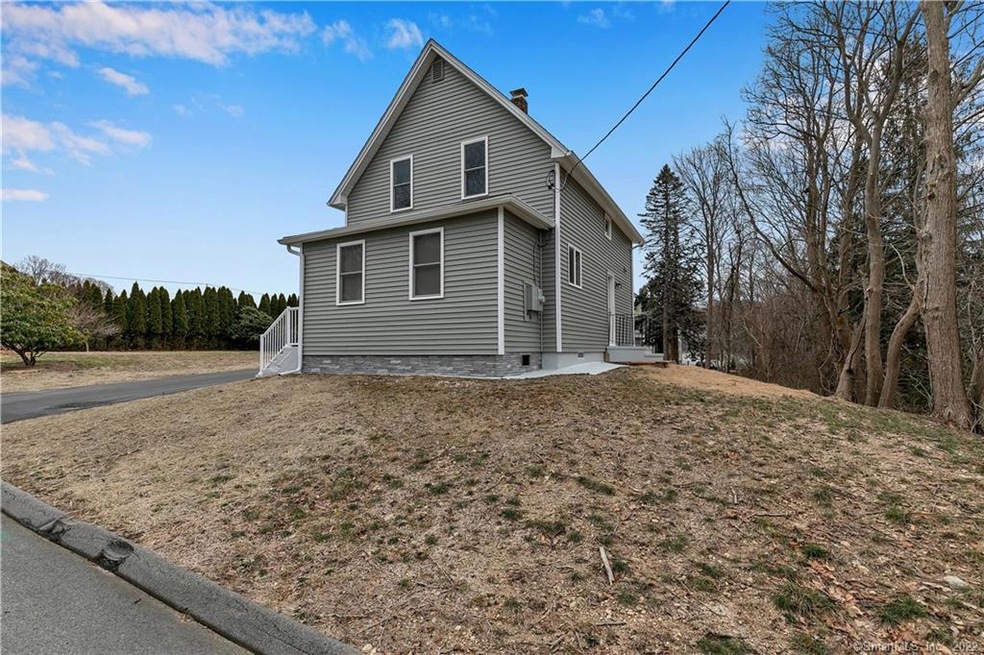 56 Russell Rd, Norwich, CT 06360 - photo 1