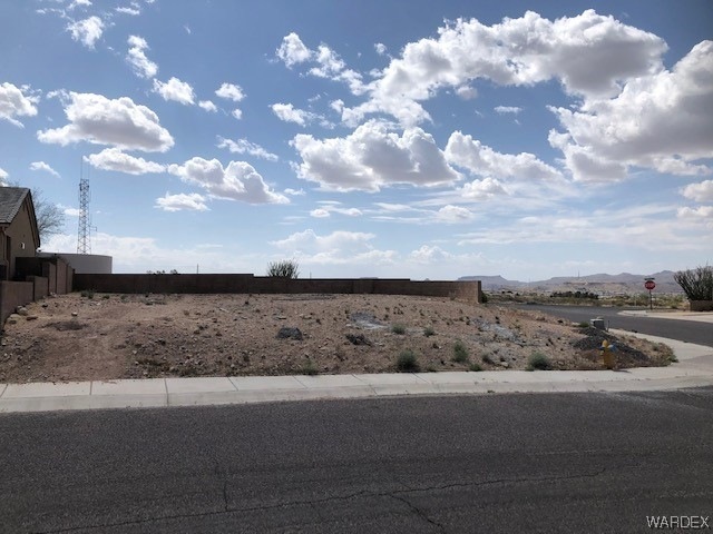 Corner Lot View