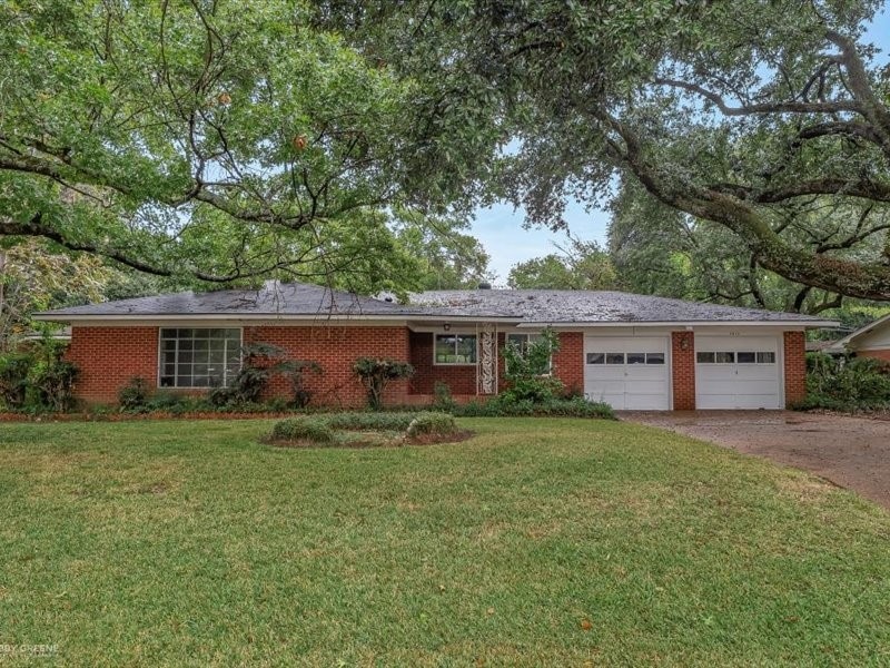 5812 Fern Ave, Shreveport, LA 71105 - photo 1