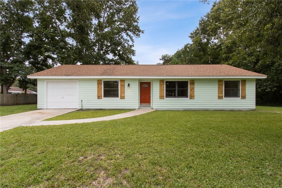 587 Powder Horn Rd, Saint Marys, GA 31558 - photo 1