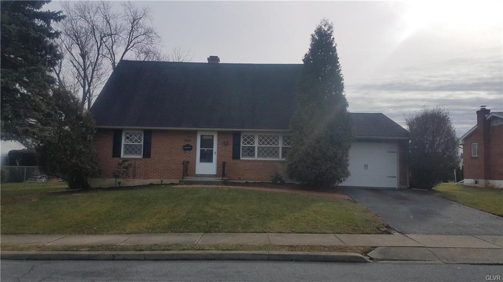 3013 Birch St S, Whitehall, PA 18052 - photo 1