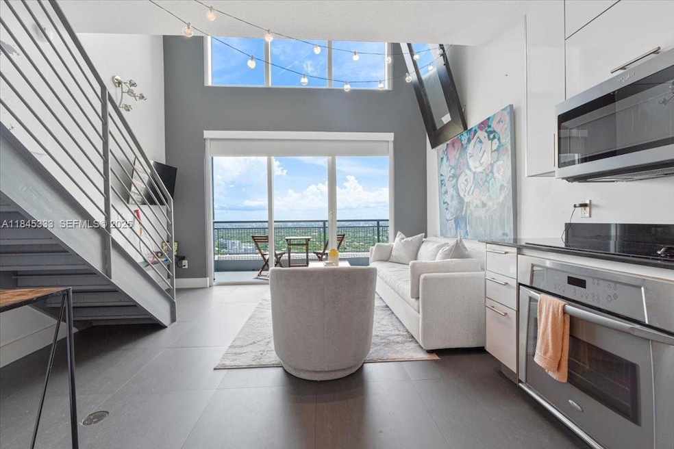 Infinity at Brickell unit 3203, Miami, FL 33130 - photo 1