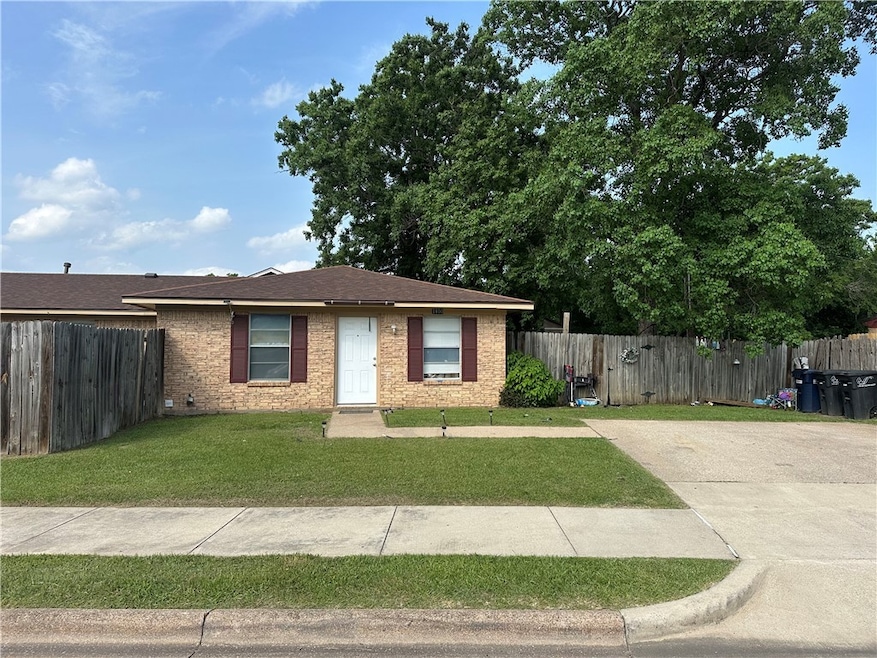 For Rent $950/month