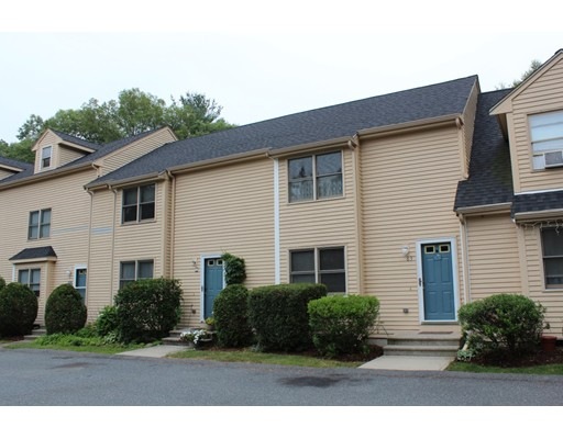 63 Pinecrest Village unit 63, Hopkinton, MA 01748 - photo 1