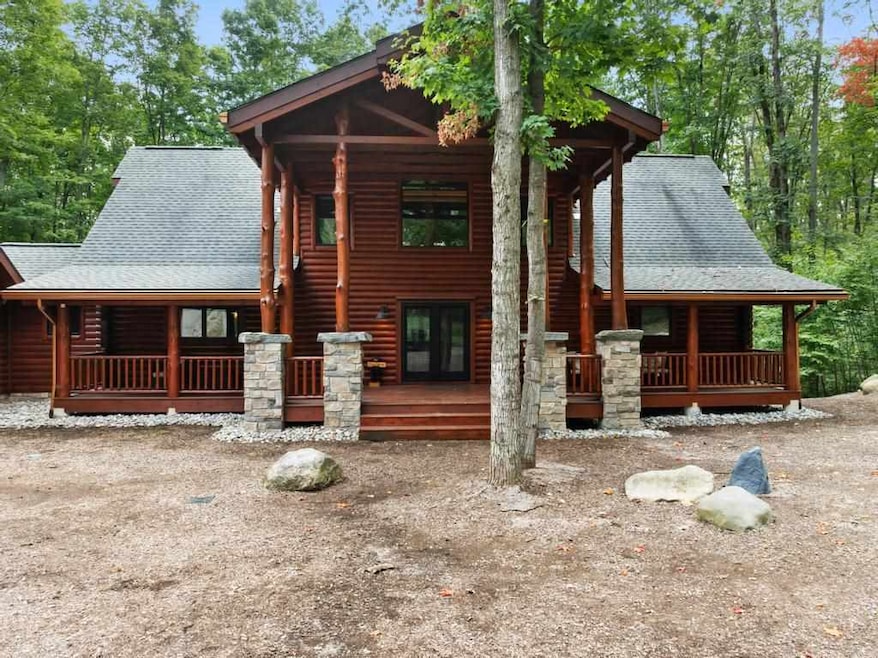 Sold $1,515,000 • Co-Listing Agent