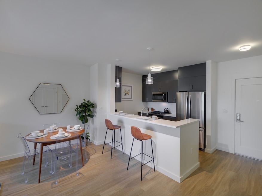 1235 Vfw Pkwy unit 106, West Roxbury, MA 02132 - photo 1