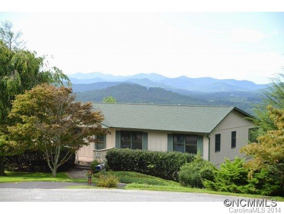 43 Laurel Way East