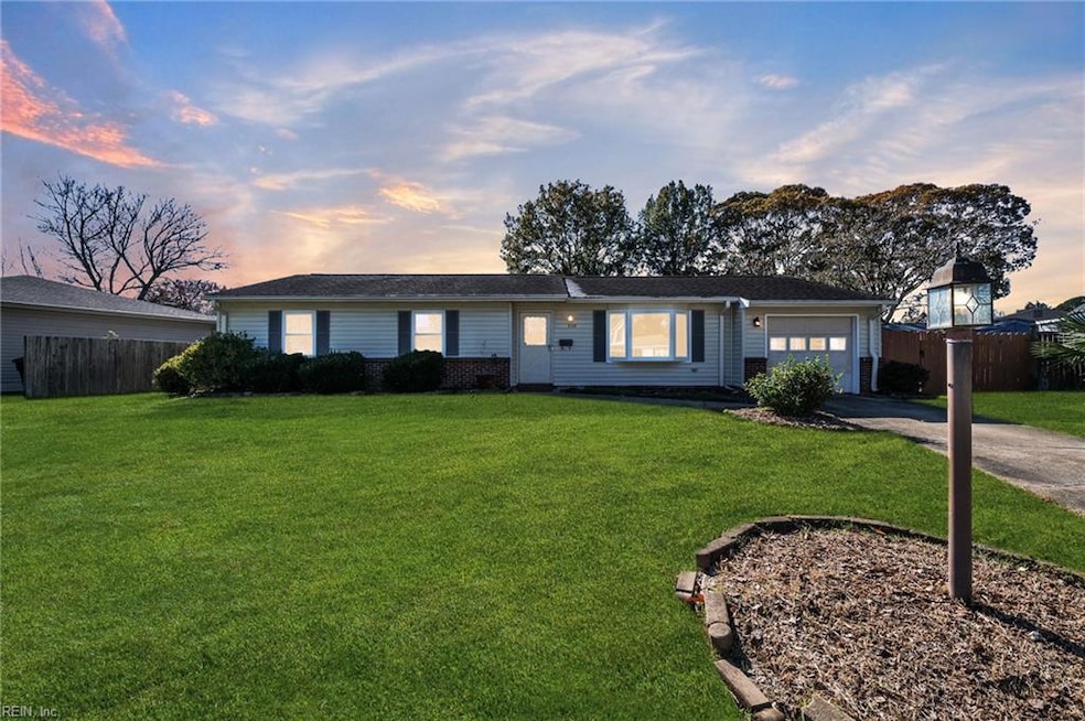 209 Great Meadows Ct, Virginia Beach, VA 23452 - photo 1