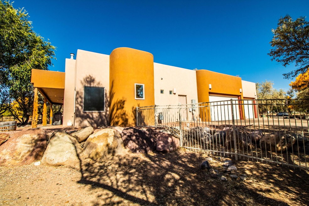 4243 Rancho de Animas Dr, Farmington, NM 87402 - photo 1