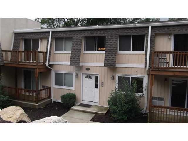 18 Pavilion Ridge Way unit 12, Suffern, NY 10901 - photo 1