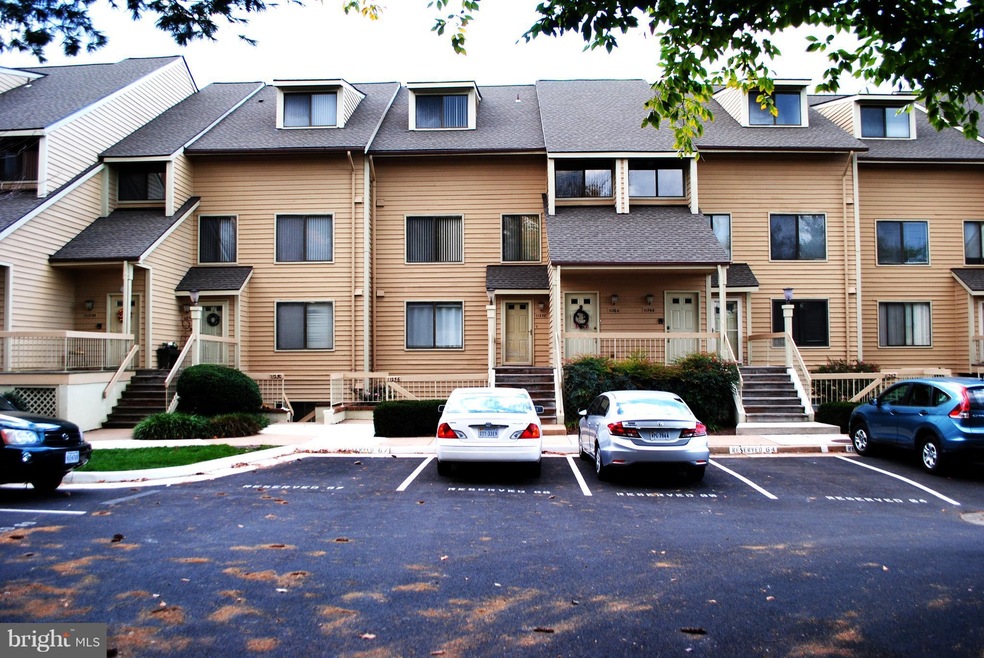 11258 Harbor Ct unit 11258, Reston, VA 20191 - photo 1