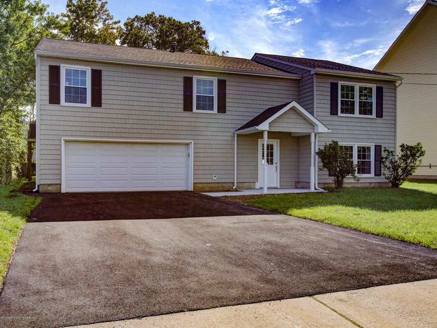 24 Creek Rd