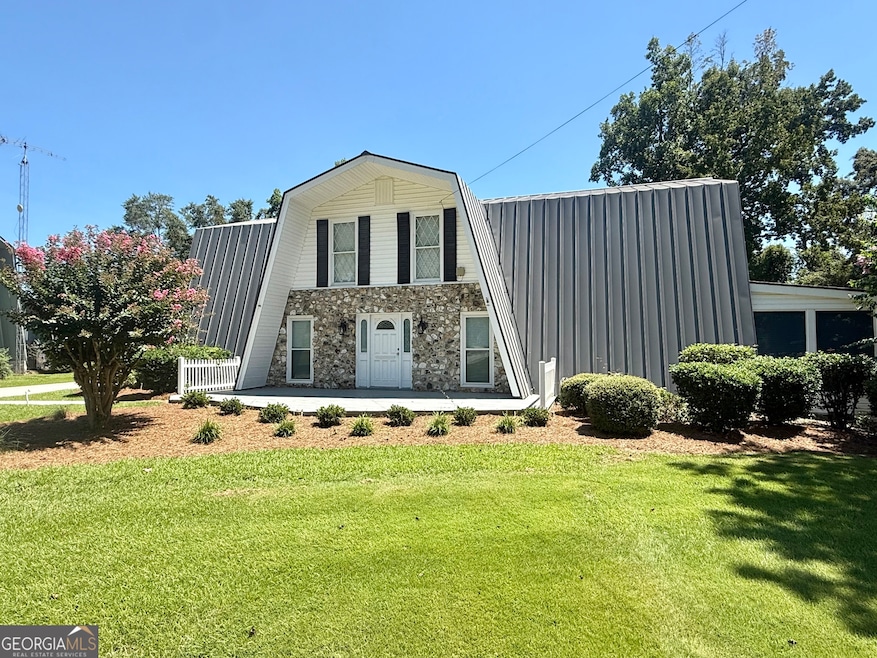 556 Flowers Dr, Blakely, GA 39823 - photo 1