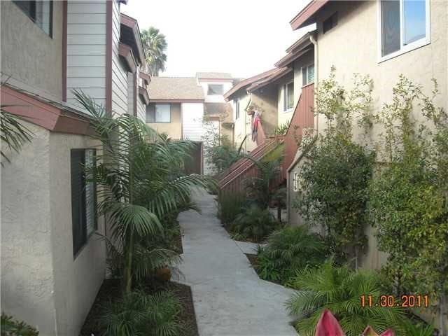 365 Hemlock Ave unit E, Carlsbad, CA 92008 - photo 1