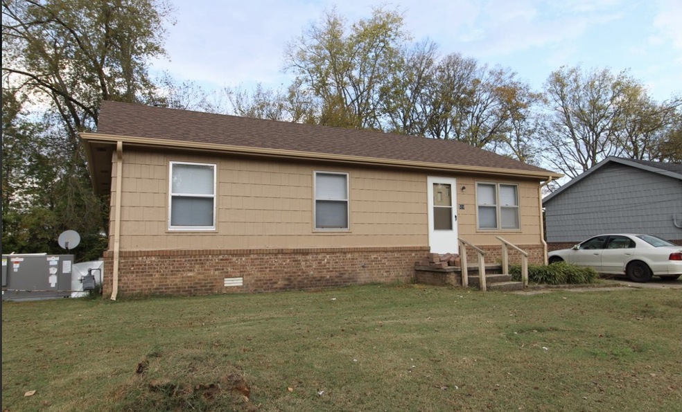 519 Westwood Dr, Hopkinsville, KY 42240 - photo 1