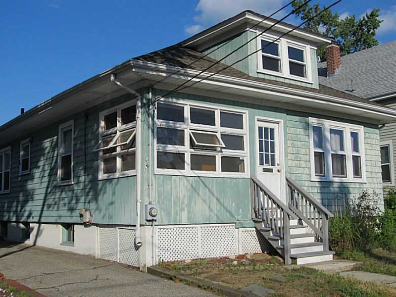 17 Netherlands Ave, Cranston, RI 02905 - photo 1