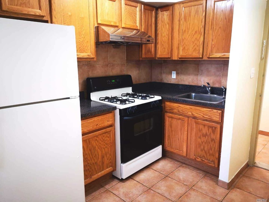 3326 Union St unit 3C, Flushing, NY 11354 - photo 1