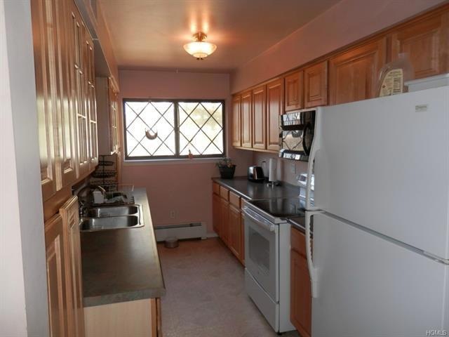 115 Buckingham Ct unit 115, Pomona, NY 10970 - photo 1