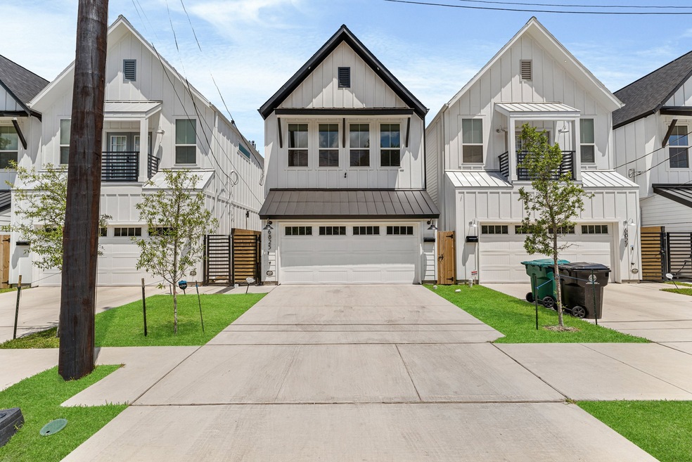 6825 Calhoun Rd, Houston, TX 77021 - photo 1