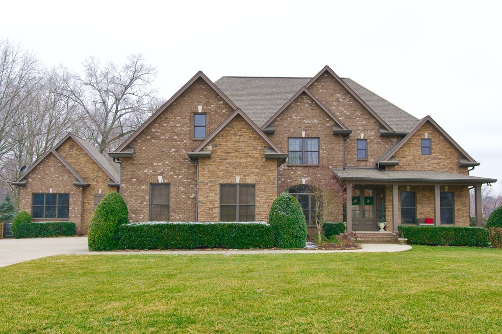 1621 Bradshaw Blvd, Cookeville, TN 38506 - photo 1