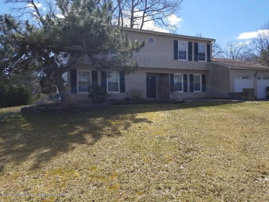 Wayside Woods Colonial