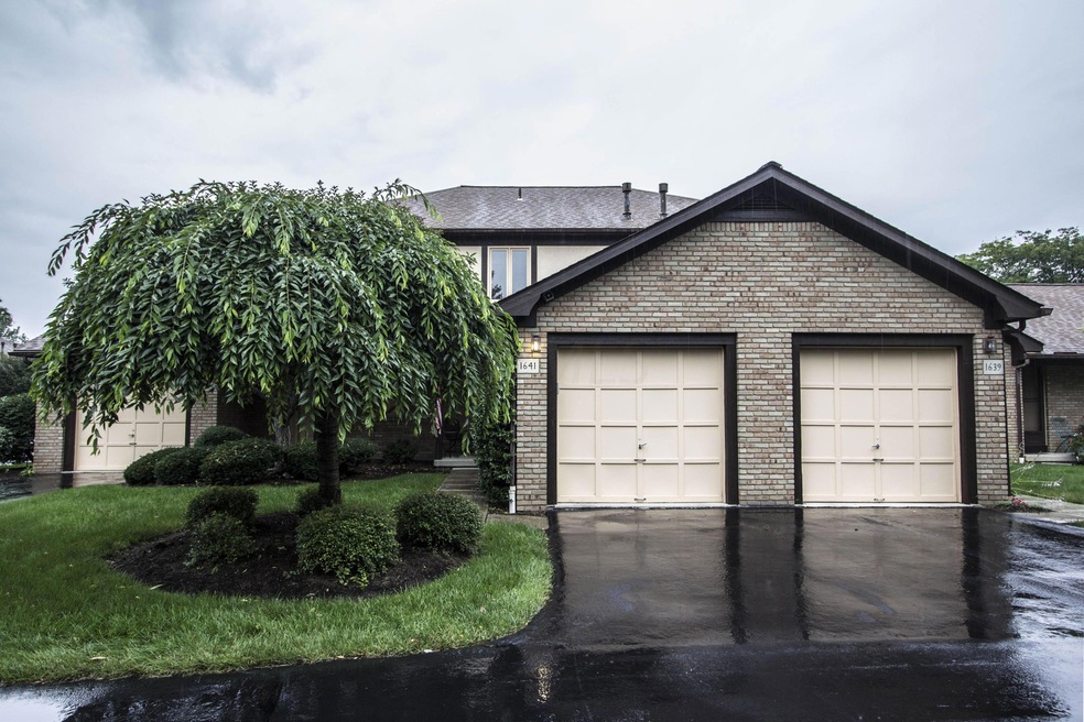 1641 Six Point Court_2