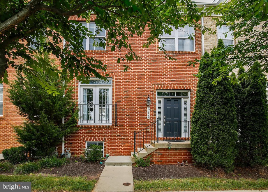612 Kingfisher Ave, Gaithersburg, MD 20877 - photo 1