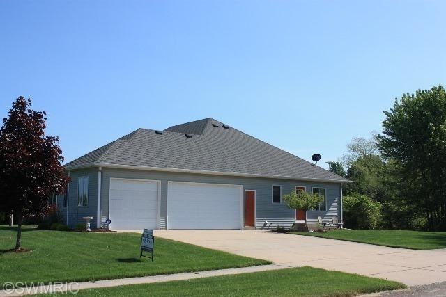 7448 Whistlehill Ct SW, Byron Center, MI 49315 - photo 1