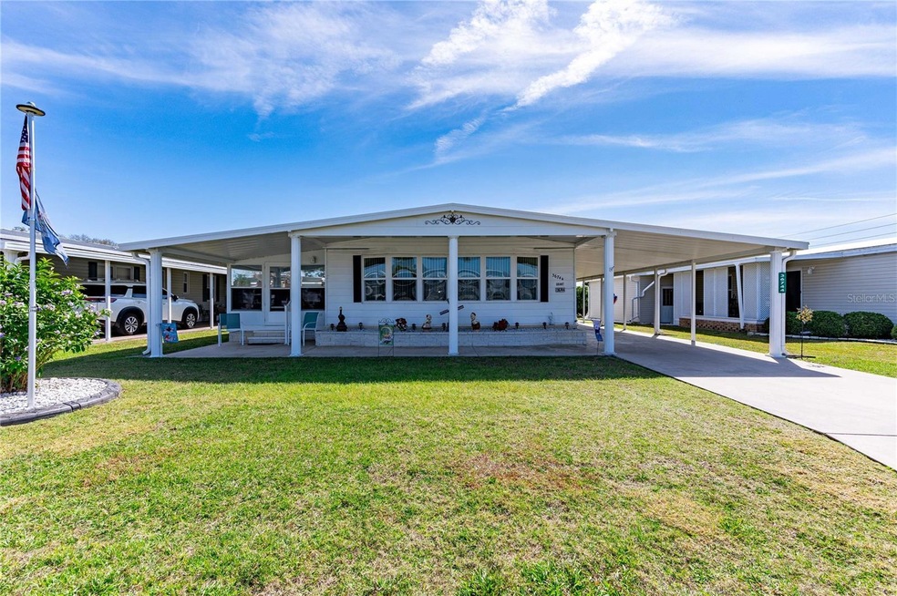 36744 Hibiscus Ct, Zephyrhills, FL 33542 - photo 1