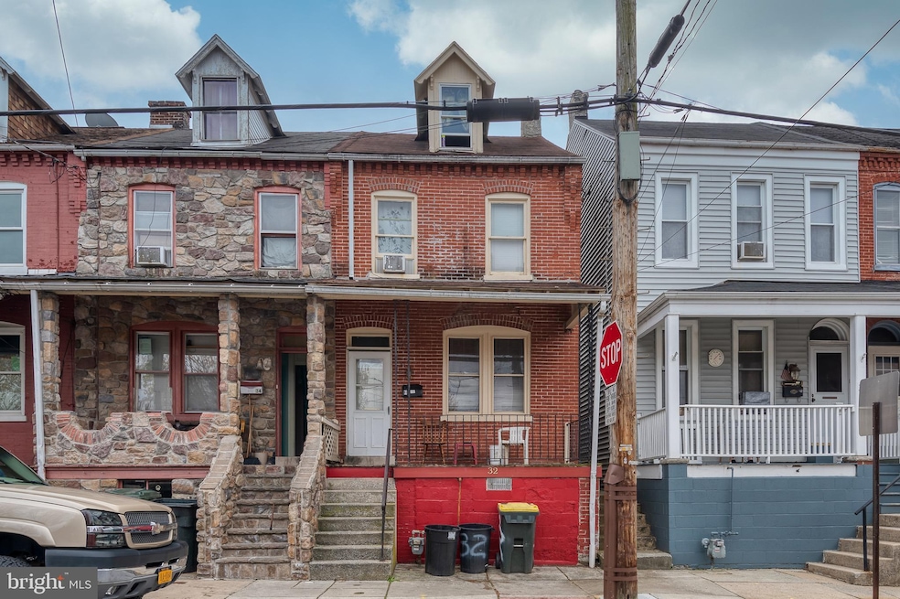 32 Laurel St, Lancaster, PA 17603 - photo 1