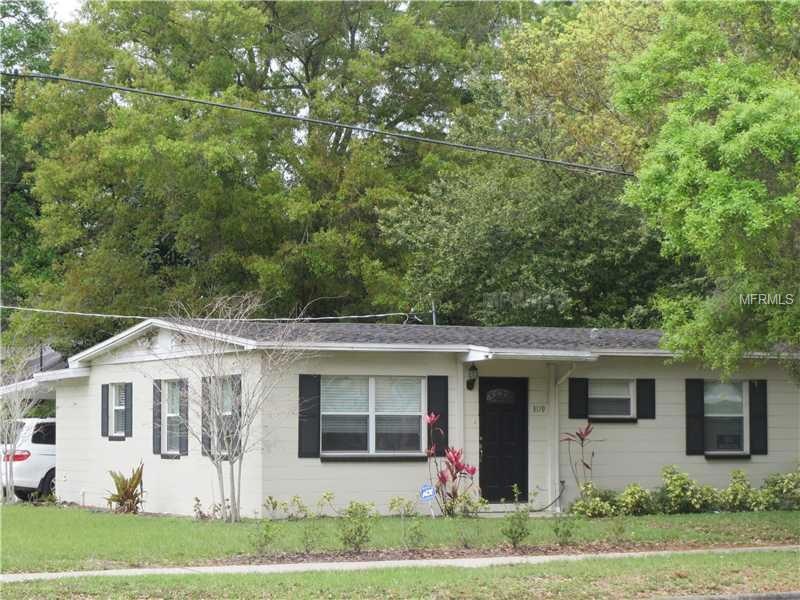 Exterior Front - South Tampa, Maryland Manor, Plant High School District, 3119 Manhattan, 33609, Exterior