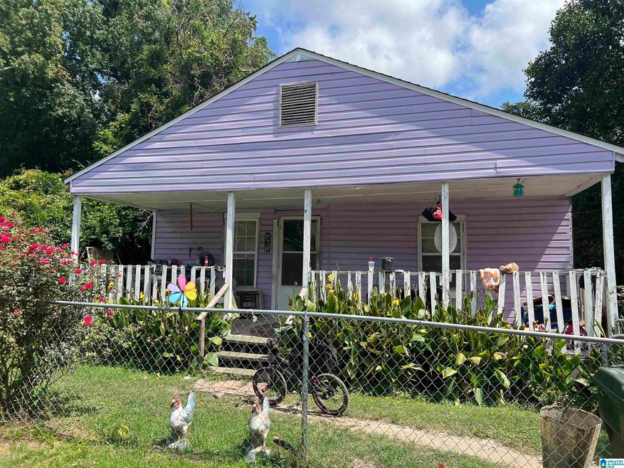 902 8th St N, Clanton, AL 35045 - photo 1