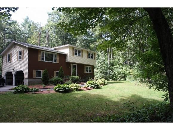 24 Woodcrest Dr, Hudson, NH 03051 - photo 1