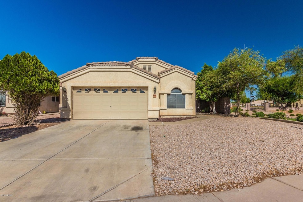 621 N Williams St, Chandler, AZ 85225 - photo 1
