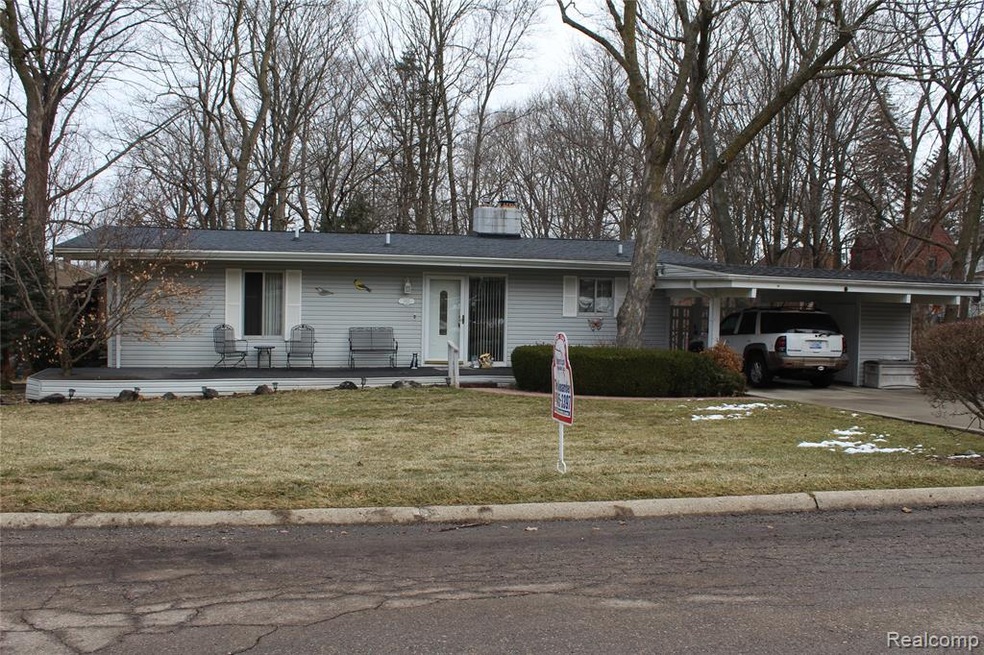 3762 Sherwood Dr, Flint, MI 48503 - photo 1