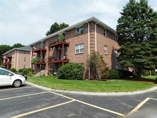 5 Kenmar Dr unit 5, Billerica, MA 01821 - photo 1