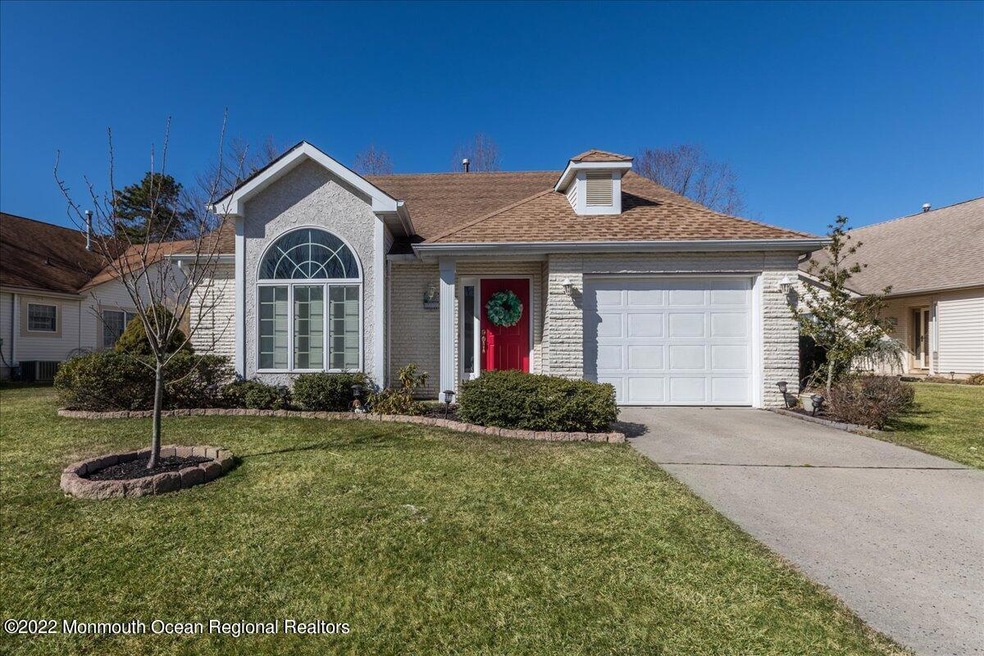 1727 Sweetbay Dr, Toms River, NJ 08755 - photo 1