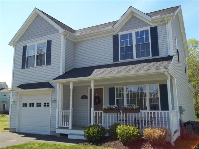Move in Condition - Don't miss this great home on 