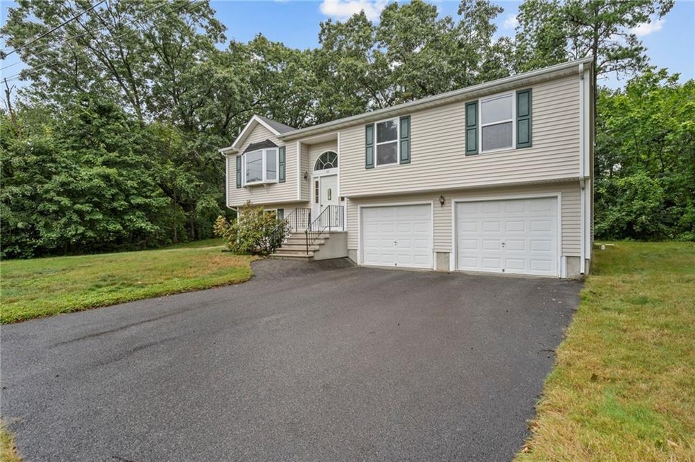 42 Eaton St, Cumberland, RI 02864 - photo 1